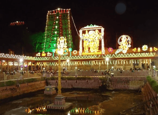 Evening ceremonies at Meenakshi Amman Temple