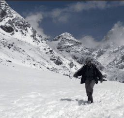 Mountain trek at Kedarnath Temple