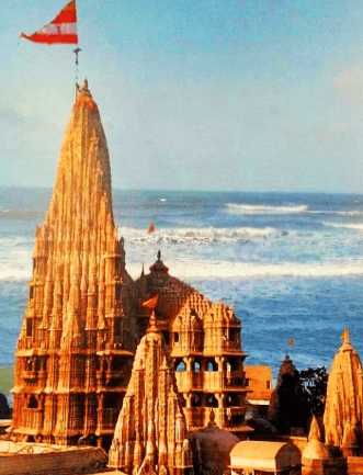 Main shrine at Dwarkadhish Temple